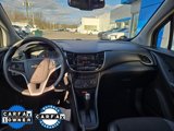 Used 2022 Chevrolet Trax LT w/ LT Convenience Package image 3