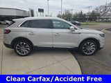 Used 2022 Lincoln Nautilus Reserve w/ Luxury Package image 2