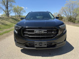 Used 2020 GMC Terrain SLT w/ Preferred Package image 2
