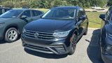 Used 2022 Volkswagen Tiguan S image 2