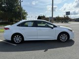 Used 2022 Toyota Corolla LE image 2