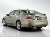 Used 2015 Nissan Altima 2.5 SV image 3