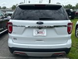 Used 2017 Ford Explorer XLT image 3