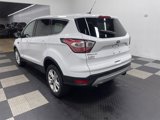 Used 2017 Ford Escape SE image 2