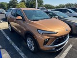 Used 2024 Buick Encore GX Preferred image 2