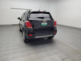 Used 2019 Chevrolet Trax LT w/ LT Convenience Package image 6
