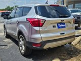 Used 2019 Ford Escape SE image 3