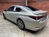 Used 2021 Lexus ES 350 w/ Premium Package image 3