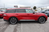 New 2025 Lincoln Aviator Reserve w/ Luxury Package image 2