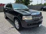 Used 2010 Lincoln Navigator 4WD image 3