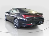 Certified 2023 Hyundai Elantra Limited w/ Preferred Accessory Package image 4