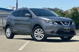 Used 2017 Nissan Rogue Sport SV image 2