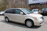 Used 2014 Chrysler Town & Country Touring image 5