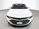 Used 2022 Chevrolet Malibu LT image 2