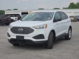 Used 2023 Ford Edge SE image 3