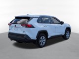 Used 2022 Toyota RAV4 LE image 3