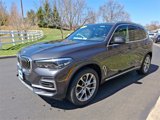 Used 2022 BMW X5 xDrive40i w/ Premium Package image 3