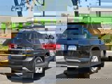 Used 2018 Volkswagen Atlas SE image 4