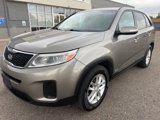 Used 2015 Kia Sorento LX image 3