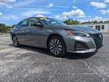 Used 2024 Nissan Altima 2.5 SV image 2