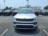 New 2025 Jeep Compass Latitude image 2