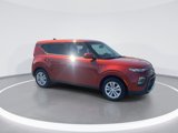 Used 2022 Kia Soul LX image 2