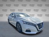 Used 2022 Nissan Altima 2.5 SV w/ SV Premium Package image 2