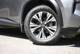Used 2023 Nissan Rogue SV image 2