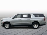 Used 2023 Chevrolet Suburban LT image 3