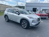 Used 2022 Nissan Rogue SV image 2