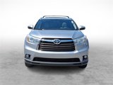 Used 2016 Toyota Highlander XLE image 2