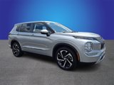 Used 2022 Mitsubishi Outlander ES image 3
