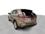 Used 2021 Ford Edge SEL w/ Convenience Package image 6