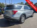 Certified 2022 Ford Explorer XLT w/ Equipment Group 202A image 3