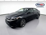 Used 2024 Kia Forte LXS image 4