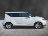 Used 2023 Kia Soul S image 3