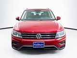 Used 2019 Volkswagen Tiguan SE w/ Panoramic Sunroof Package image 2