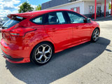 Used 2017 Ford Focus ST w/ Equipment Group 401A image 5