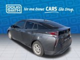 Used 2017 Toyota Prius Four image 3