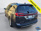 Used 2022 Chrysler Pacifica Touring-L image 5
