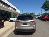 Used 2015 Toyota Highlander Limited Platinum image 5