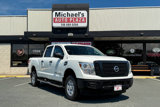 Used 2017 Nissan Titan S image 2