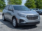 Used 2023 Chevrolet Equinox LS w/ LS Convenience Package image 3