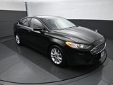 Used 2020 Ford Fusion SE image 3