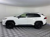 Used 2019 Toyota RAV4 LE image 5