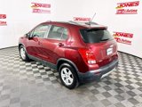 Used 2016 Chevrolet Trax LT w/ LT Sun and Sound Package image 2