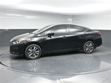 Used 2022 Nissan Versa SV image 4