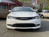 Used 2015 Chrysler 200 Limited w/ Convenience Group image 2