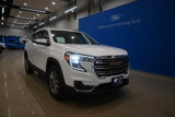 Used 2024 GMC Terrain SLT image 2