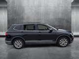 Used 2018 Volkswagen Tiguan SE w/ Panoramic Sunroof Package image 4